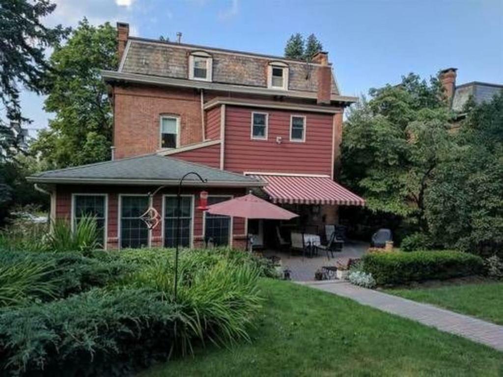 Quali sono gli hotel più vicini a Aeroporto di Westchester County? Haverstraw Esterno foto